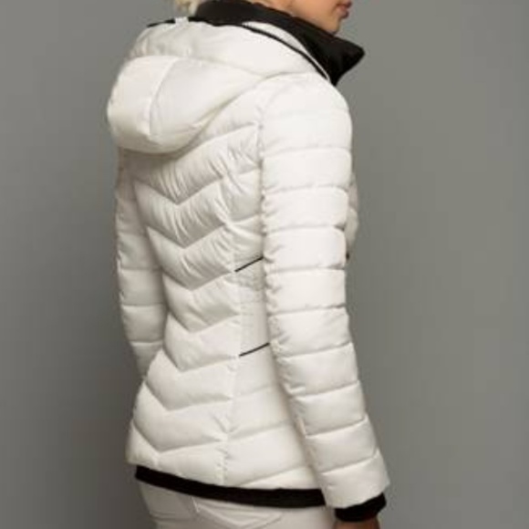 Jacket "You'll Thank Me Layer" Coat - Picture 2 of 4